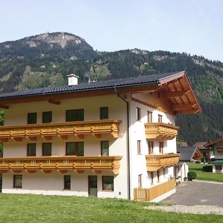 Ferienwohnung Apart Geisler Mayrhofen Exterior foto