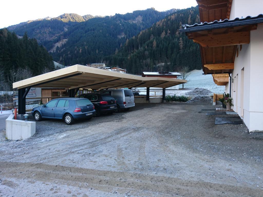 Ferienwohnung Apart Geisler Mayrhofen Exterior foto