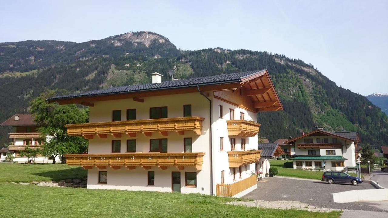 Ferienwohnung Apart Geisler Mayrhofen Exterior foto